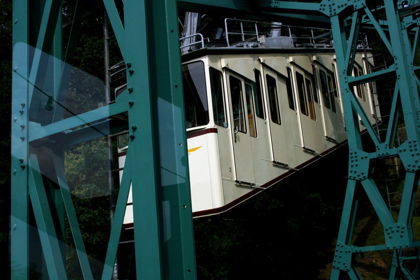 2005_0446